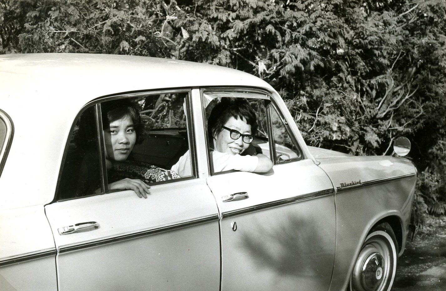 Yuki with her friend Yoshiko Yokoyama in her new Nissan Bluebird, 1966.